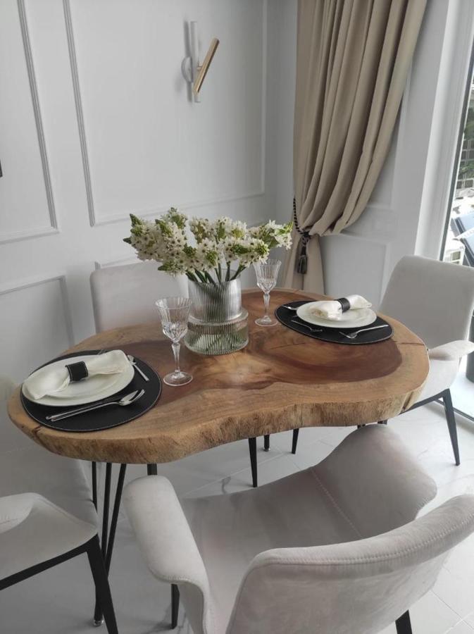 Penthouse Las Americas First Line De Lux Арона Екстериор снимка