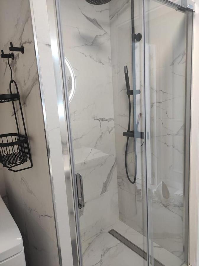 Penthouse Las Americas First Line De Lux Арона Екстериор снимка