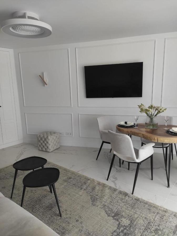 Penthouse Las Americas First Line De Lux Арона Екстериор снимка